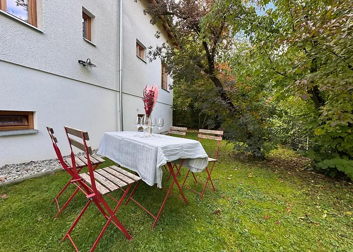 Grosses City-Loft - Schwingstuhl & Sterne