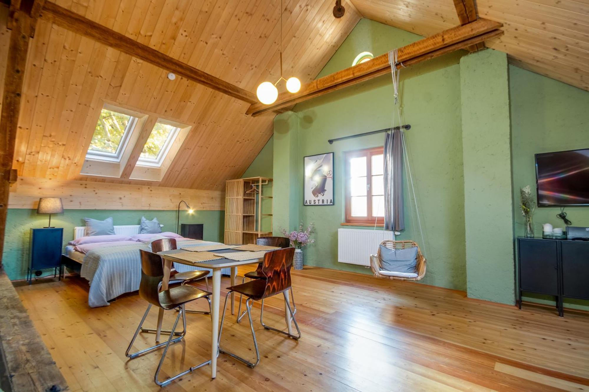 Grosses City-loft - Schwingstuhl & Sterne Apartment *